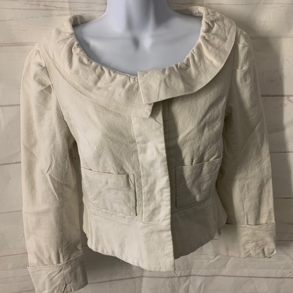 Miria  Linen Jacket - Picture 3 of 6